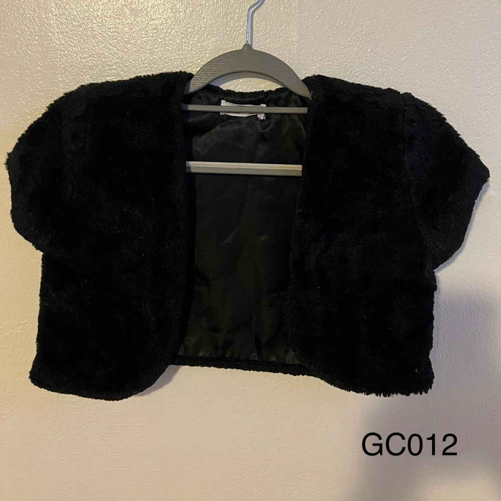 Girls Faux Fur Shawl Size 14